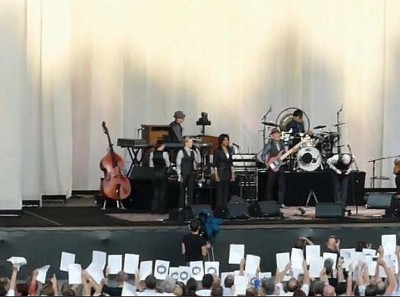 ghent placards unified heart.JPG