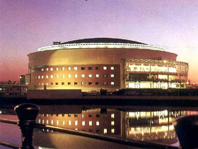 Waterfront-Hall,-Belfast.jpg