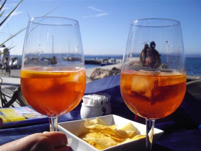 CIN CIN - SALUTE - CHEERS from the Gardalake <br />To your health :-)